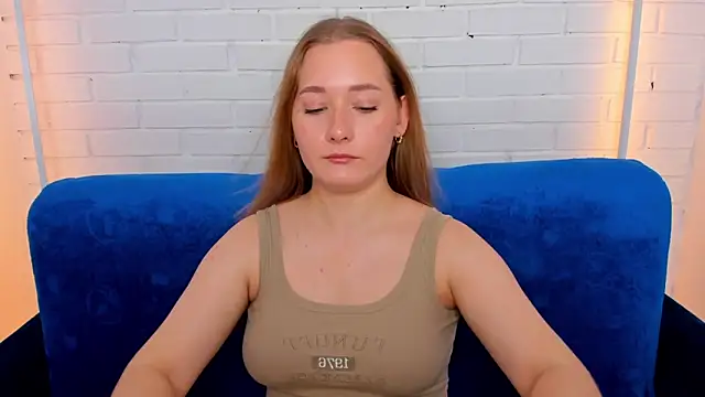 AlinaVice online show from 05-26-26, 01:26