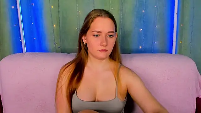 AlinaVice online show from 04-15-26, 01:11