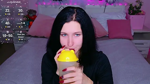 SarahStanley online show from 11-02-25, 08:36