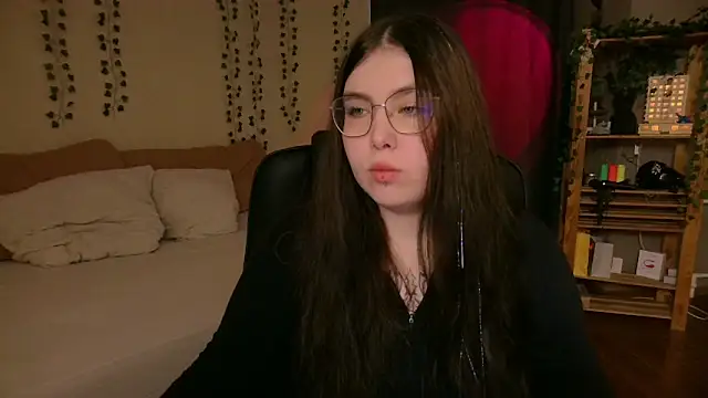 Arizonaa Muse online show from 10-20-25, 01:29