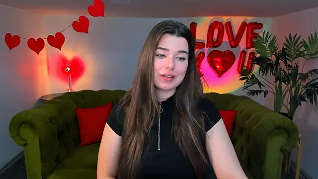 Snapshot of _Sun_Shy_ chatting on 02-28-25, 04:10 Sun Shy online show from 02-28-25, 04:10