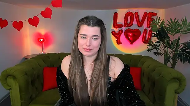 Snapshot of _Sun_Shy_ chatting on 02-14-25, 03:15 Sun Shy online show from 02-14-25, 03:15