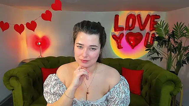 Snapshot of _Sun_Shy_ chatting on 02-24-25, 03:42 Sun Shy online show from 02-24-25, 03:42