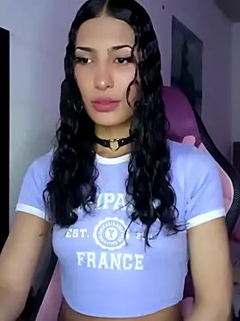 Lanna hott  online show from 04-13-26, 07:51