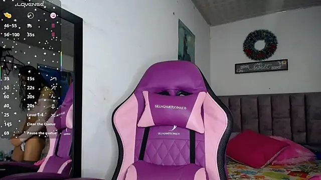 Lanna hott  online show from 04-25-26, 11:13