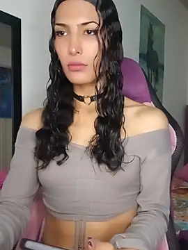 Lanna hott  online show from 05-16-26, 07:46