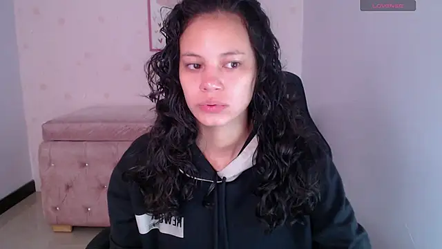 Snapshot of Tyna_ch chatting on 07-10-26, 01:11 Tyna ch online show from 07-10-26, 01:11