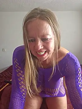 Supertitten95DD online show from 09-30-25, 08:20