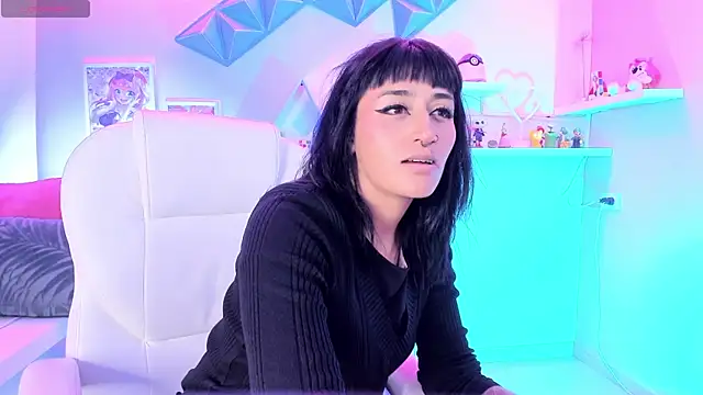 Valkiria ponce online show from 11-14-25, 05:11