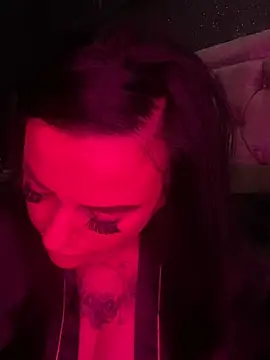 MissEssex online show from 01-29-25, 03:37