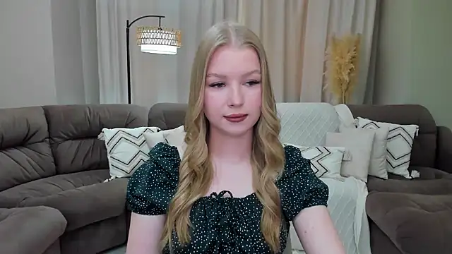 shy  lady online show from 05-31-26, 11:27