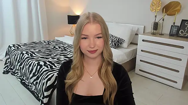 shy  lady online show from 06-14-26, 02:29