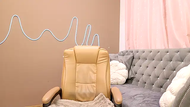 GloriNichols online show from 10-15-25, 11:40