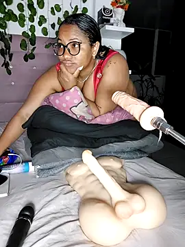 Lilithcaballero online show from 10-01-25, 01:11