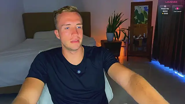 tommy cumfinger online show from 03-16-26, 05:37