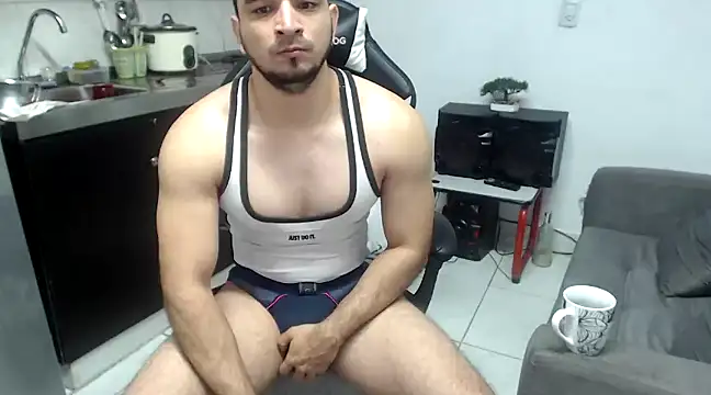 Snapshot of seux-88 chatting on 03-18-25, 11:11 seux-88 online show from 03-18-25, 11:11