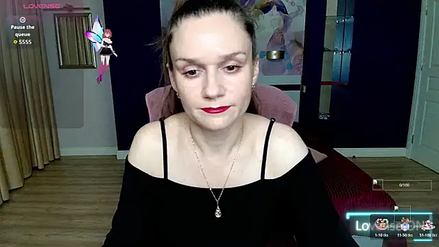 AriaGray online show from 11-15-25, 03:49