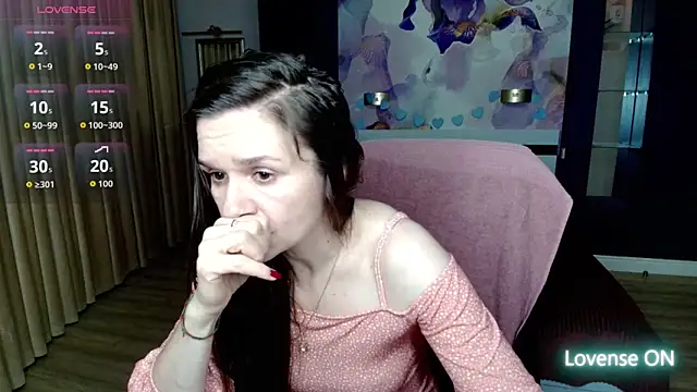 AriaGray online show from 05-17-26, 08:53