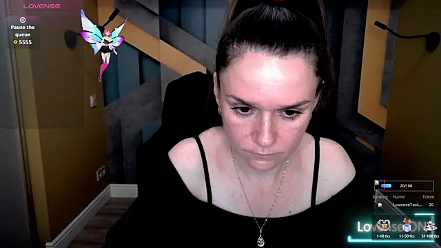 AriaGray online show from 11-27-25, 01:55