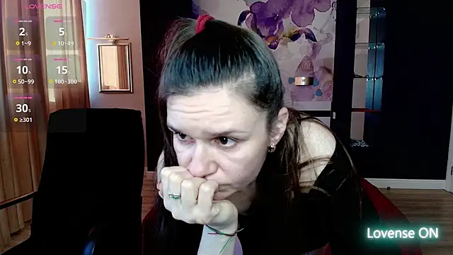 AriaGray online show from 02-09-26, 01:20