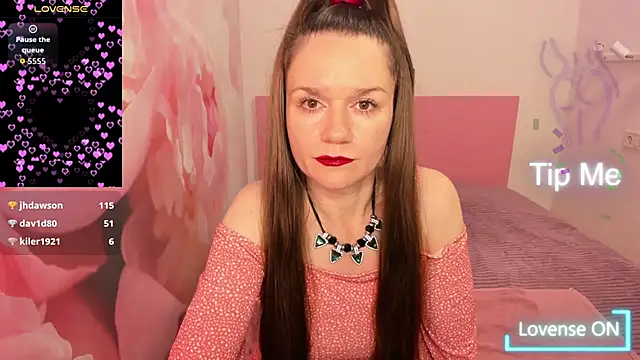 AriaGray online show from 10-21-25, 04:45