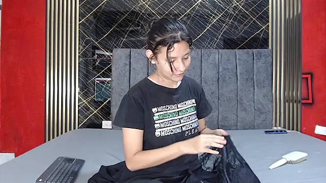 FerneyManti online show from 04-04-26, 03:07