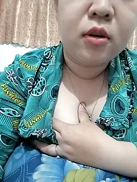 VyOanh2K online show from 10-19-25, 07:11