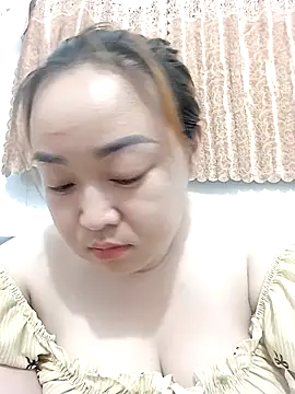 VyOanh2K online show from 03-27-26, 04:08