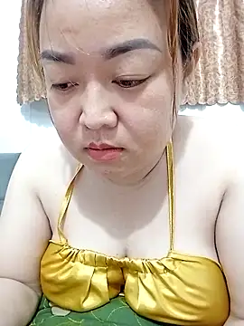 VyOanh2K online show from 03-18-26, 03:24