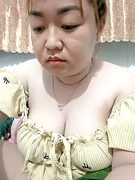 VyOanh2K online show from 11-27-25, 03:56