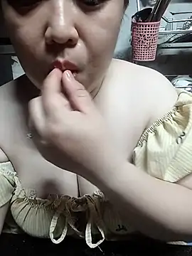 VyOanh2K online show from 05-13-26, 03:41