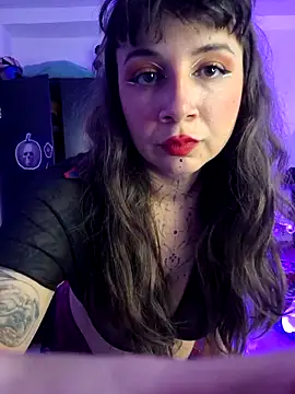 Snapshot of Aria_Bennett21 chatting on 06-14-26, 02:57 Aria Bennett21 online show from 06-14-26, 02:57