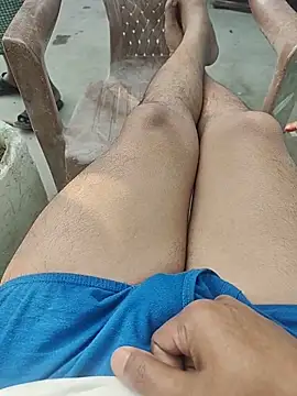 Snapshot of biharihotlund chatting on 02-08-26, 03:48 biharihotlund online show from 02-08-26, 03:48