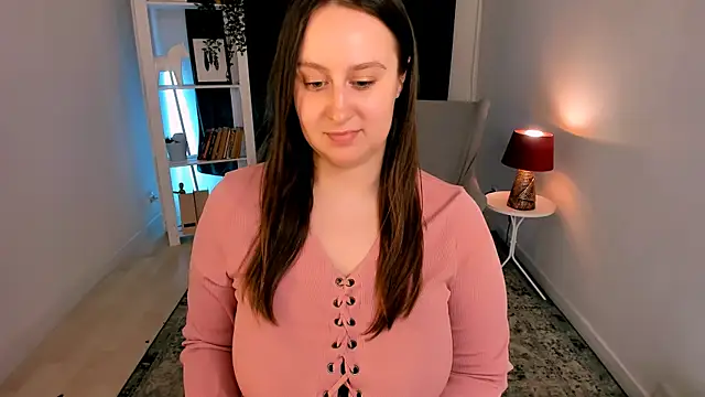 Snapshot of Lattea chatting on 07-20-26, 01:46 Lattea online show from 07-20-26, 01:46