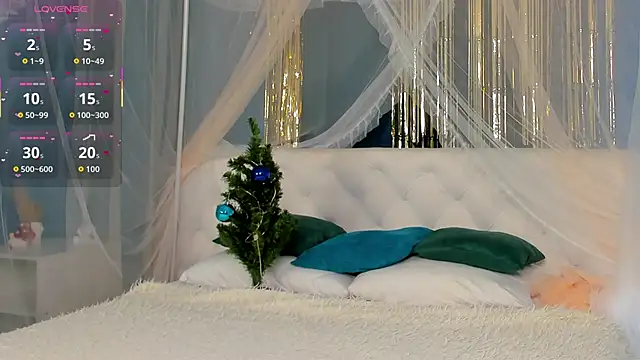 Eva  Lewis online show from 01-07-26, 01:21