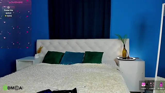 Eva  Lewis online show from 10-09-25, 01:06