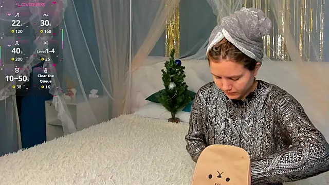 Eva  Lewis online show from 01-14-26, 01:20