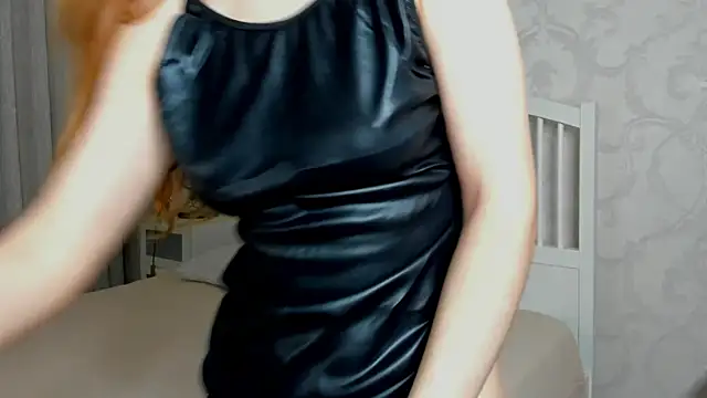 Eva  Lewis online show from 04-30-26, 04:41