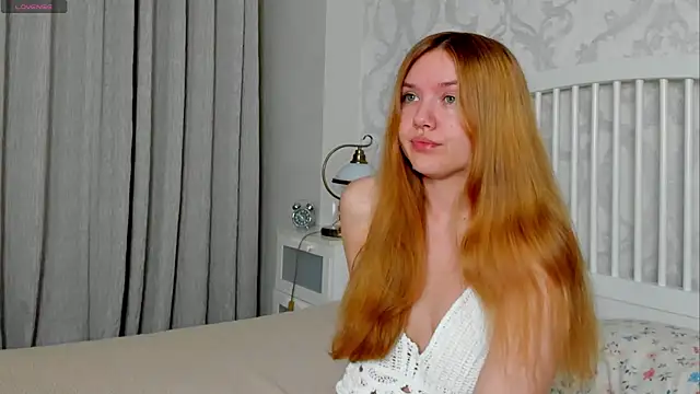 Eva  Lewis online show from 06-23-26, 04:27