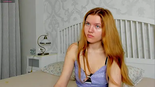 Eva  Lewis online show from 06-17-26, 04:23