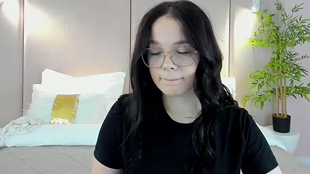 Snapshot of DeniseReese chatting on 07-20-26, 03:03 DeniseReese online show from 07-20-26, 03:03