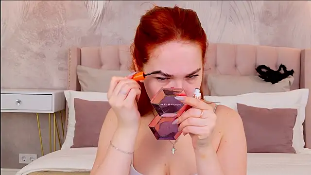 DeniseReese online show from 10-29-25, 02:54