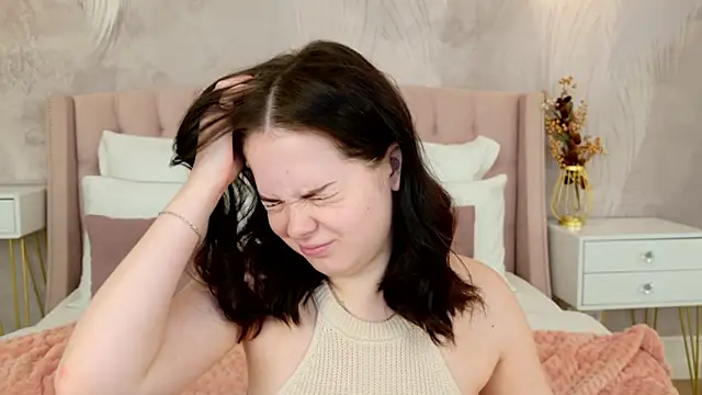 DeniseReese online show from 10-20-25, 03:08