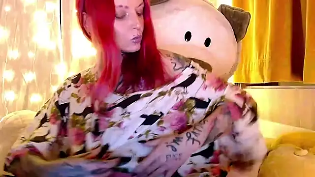 InesGold online show from 12-04-25, 07:18