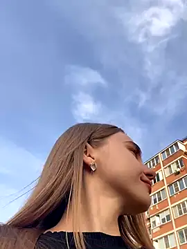 GraceTorrez online show from 11-23-25, 12:04