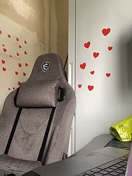 GraceTorrez online show from 03-21-25, 06:05