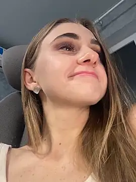 GraceTorrez online show from 11-17-25, 08:02