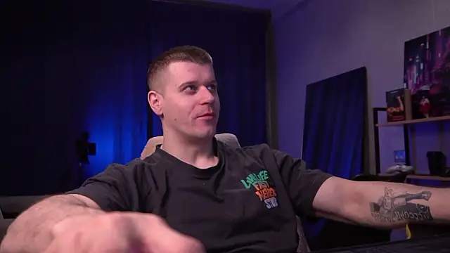 Snapshot of Bruno_Banani chatting on 02-27-26, 05:46 Bruno Banani online show from 02-27-26, 05:46