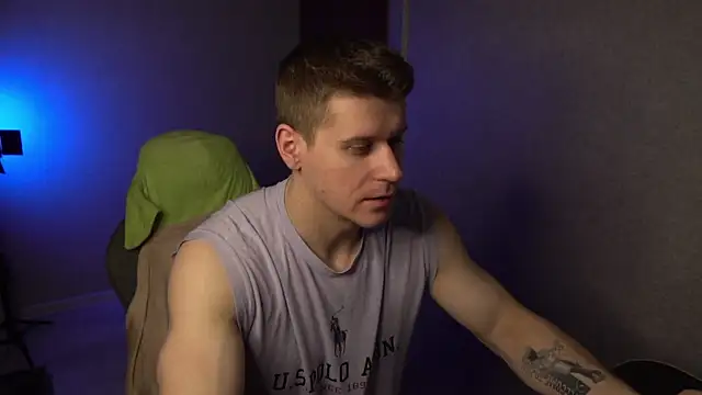 Bruno Banani online show from 12-18-25, 04:44