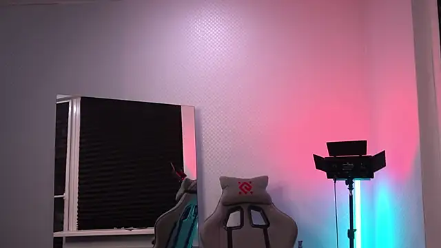 Bruno Banani online show from 10-24-25, 03:44